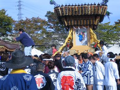 桜睦会の神輿の写真