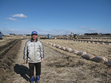 暗渠排水の工事現場の写真"